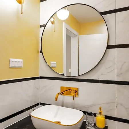 Super Stylish & With Shared Terrace By Flat Mаnager 아파트