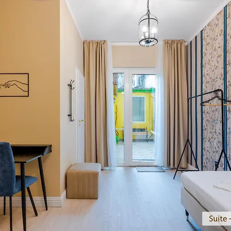 Super Stylish & With Shared Terrace By Flat Mаnager * 소피아