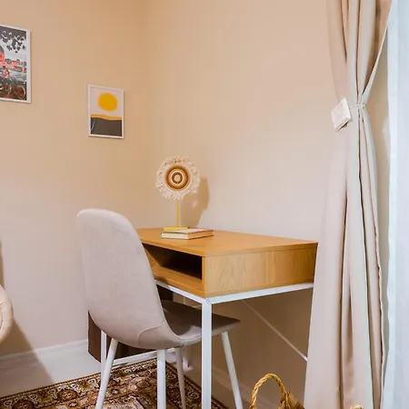 Super Stylish & With Shared Terrace By Flat Mаnager * Sofie