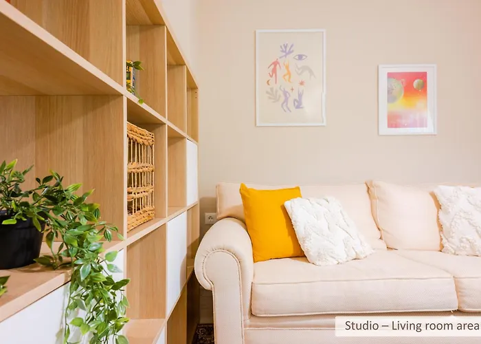 Super Stylish & With Shared Terrace By Flat Mаnager *