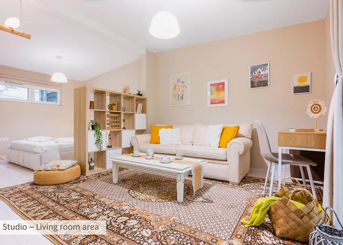 Super Stylish & With Shared Terrace By Flat Mаnager * Sofie